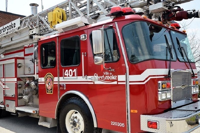 Un incendie important présentement en cours à Sherbrooke - Incendie maîtrisé